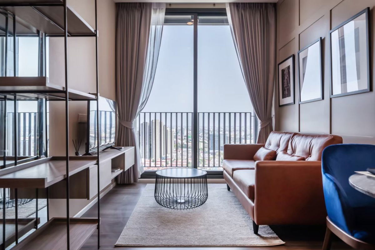 Condo for rent Whizdom Essence Monthly 21,000 thb.