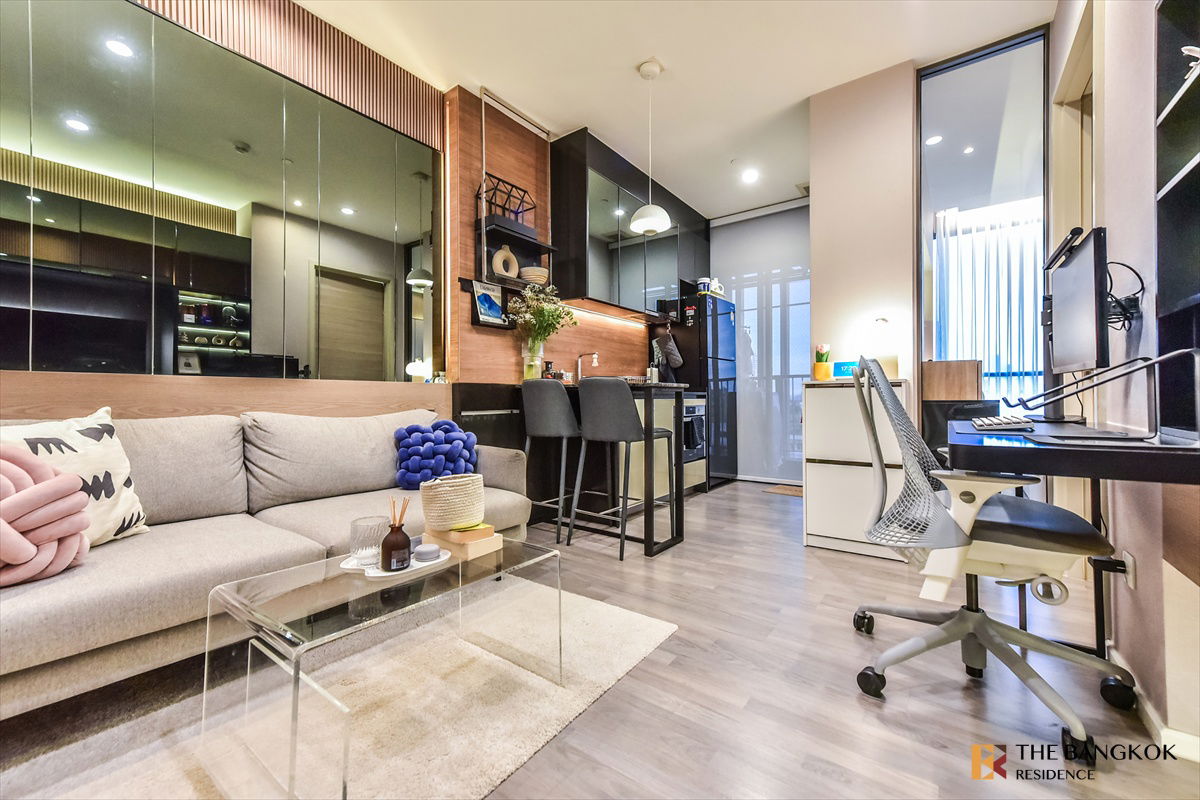 The Room Sathorn-st.louis Near BTS Surasak