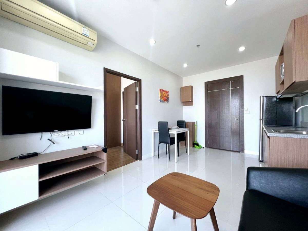 UK01-126 For rent The Sky Condo Sriracha, rental price: 10,000 baht/month, 1 BED 15th floor, city and mountain view, ready to move in