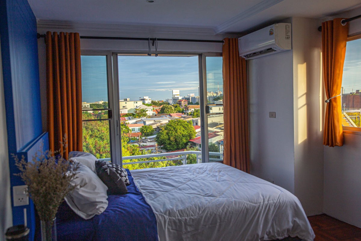 Code: KJ7161 for rent Premiere Place Rama 9 // Line ID: @kjcondo (with @) //