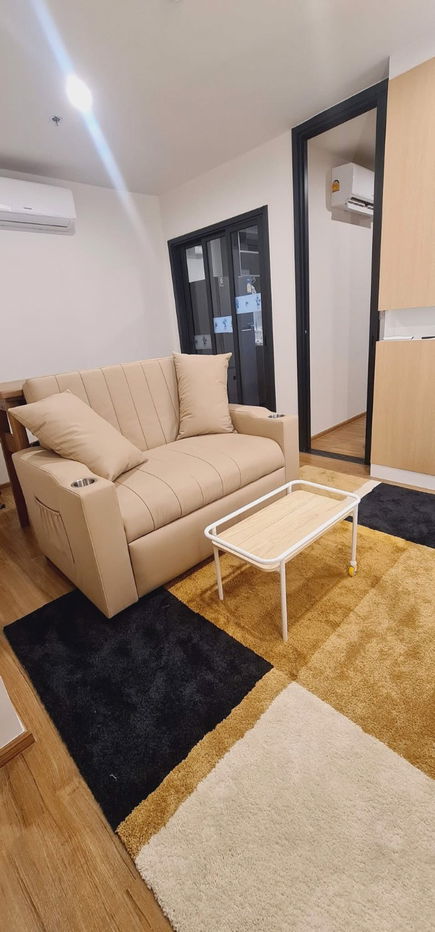 THE LINE VIBE              Phahonyothin