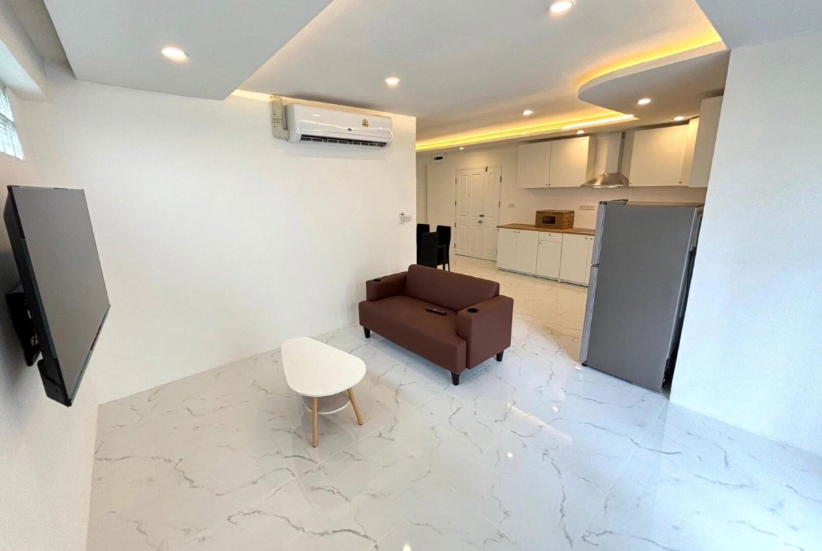 Waterford Park Rama                   4