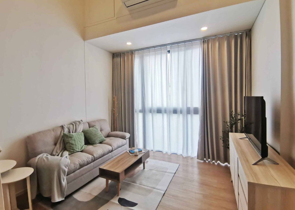 Landmark @MRTA               Station