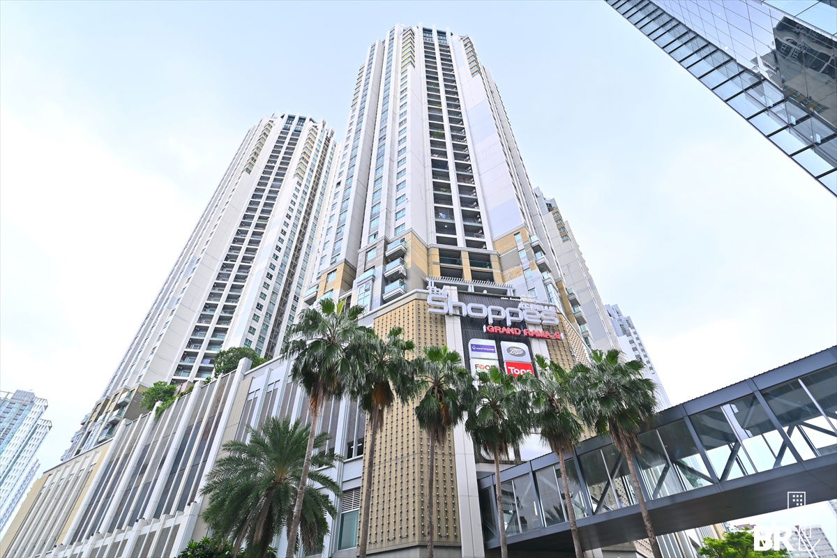 Belle Grand Rama 9 near MRT Rama 9 Station Luxury Condo in Central City Location