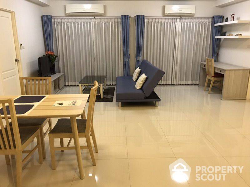 2-BR Condo at Summer Garden Chaeng Wattana in Pak Kret (ID 376475)