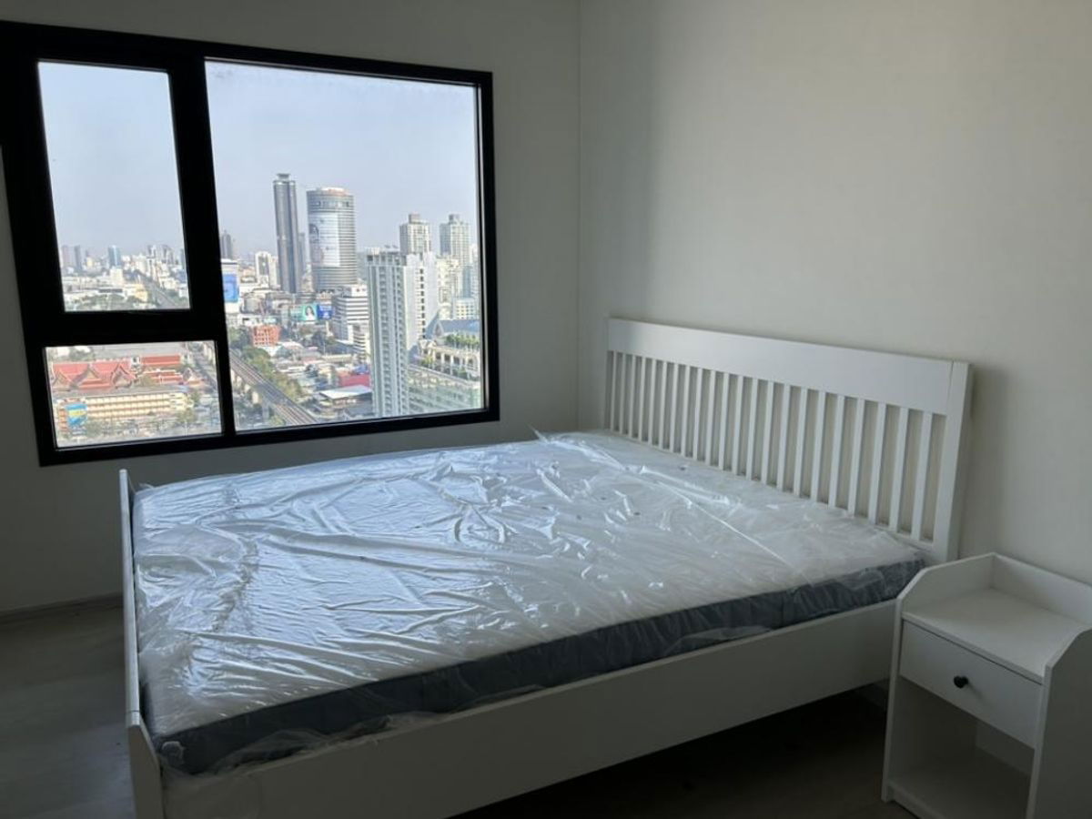 Code: KJ7247  for rent Life Asoke // Line ID: @kjcondo (with @) //
