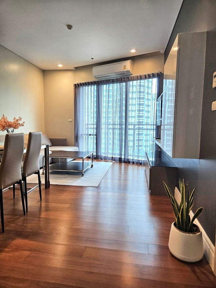 Bright Sukhumvit                    24