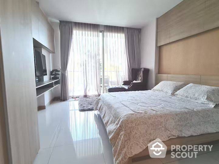 1-BR Condo at The Riviera Wongamat close to Sanctuary of Truth (ID 2097425)