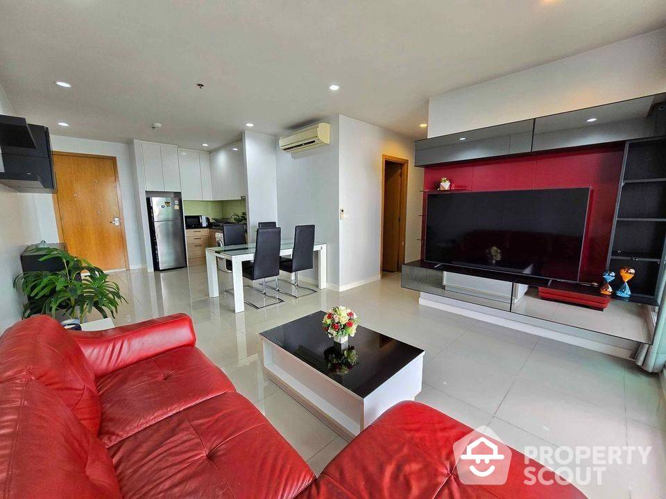 2-BR Condo at Circle Condominium near MRT Phetchaburi (ID 1740333)