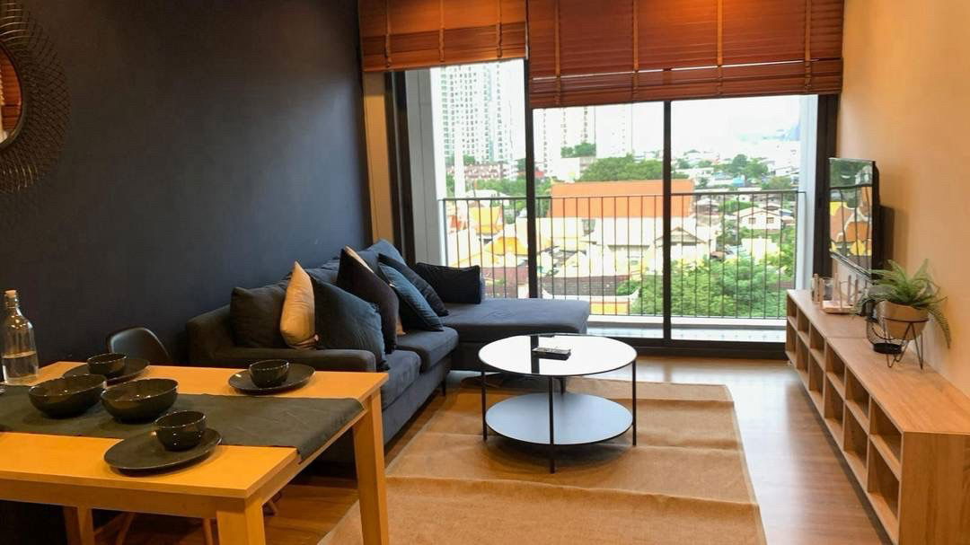 P1028 Condo for rent Hasu Haus, 2 bedrooms, beautifully decorated, fully furnished, ready to move in immediately.
