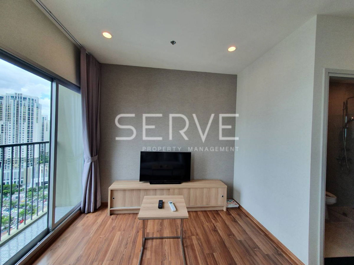 Best Price! 2 Beds Unit in Ratchada Area Close To MRT Thailand Cultural Centre 80 m @ Noble Revolve Ratchada 2