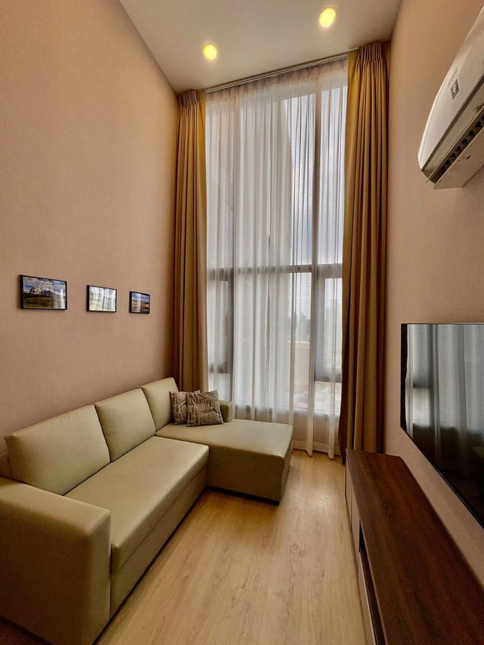 出租 Life Rama 4 - Asoke MRT Queen Sirikit Centre（500 m/步行 7 分钟）线路 ID：@condobkk（带 @）代码 H32754