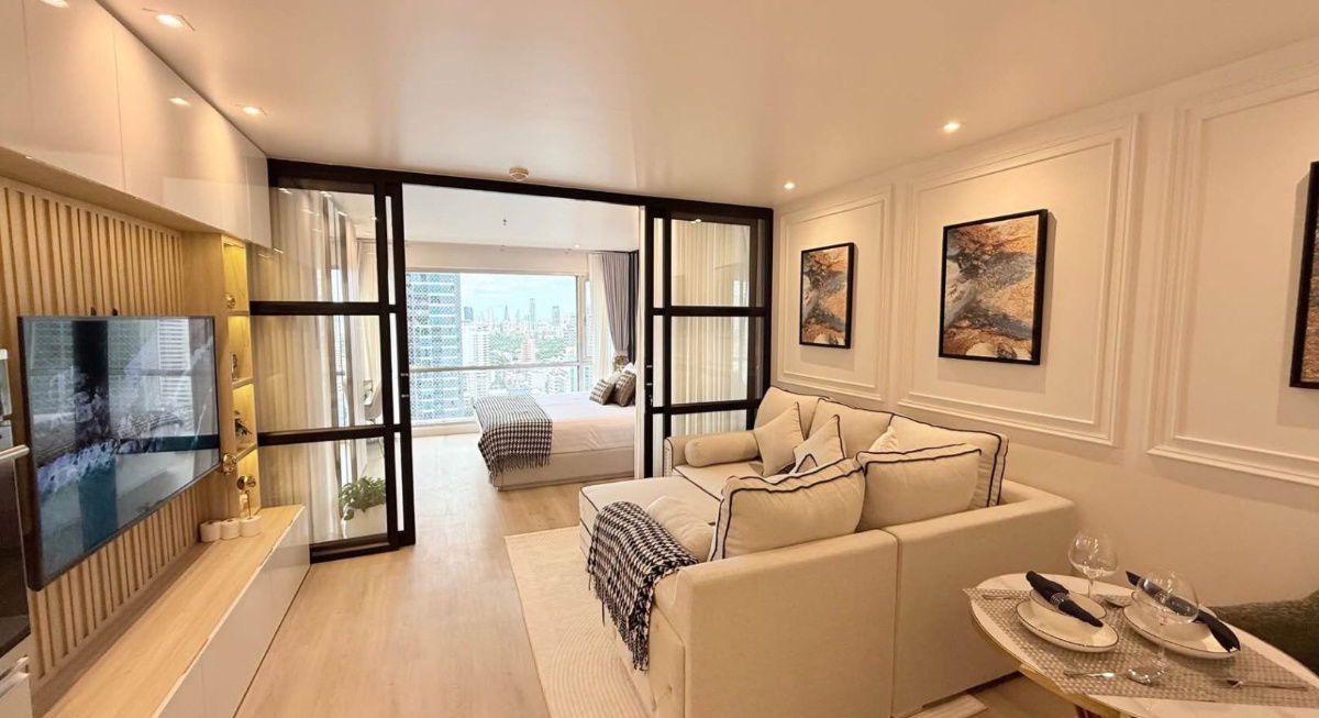 Sukhumvit                     Suite