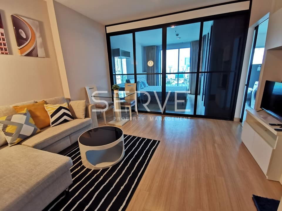 1 Bed Large Room City View Fully furnished Good Location Close to MRT Lat Phrao 150 m. @  Life @ Ladorao 18