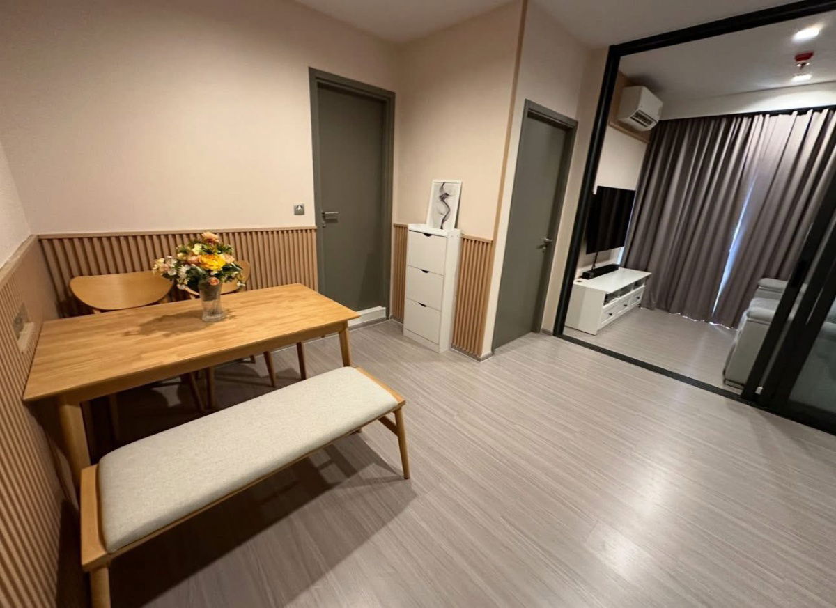 คอนโดมิเนียม ไลฟ์ อโศก ไฮป์ (ให้เช่า)