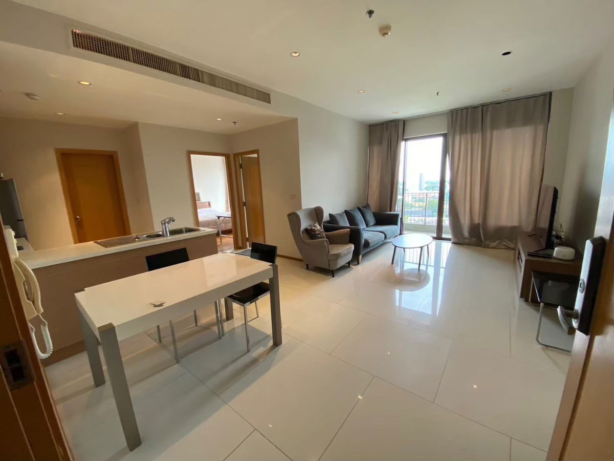 The Emporio Place Sukhumvit 24 For rent