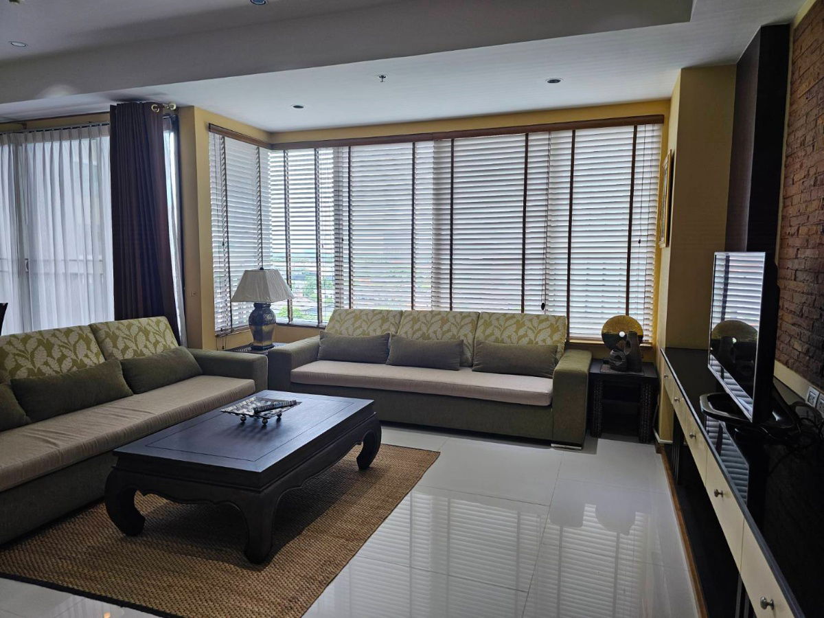 The Emporio Place Sukhumvit For rent