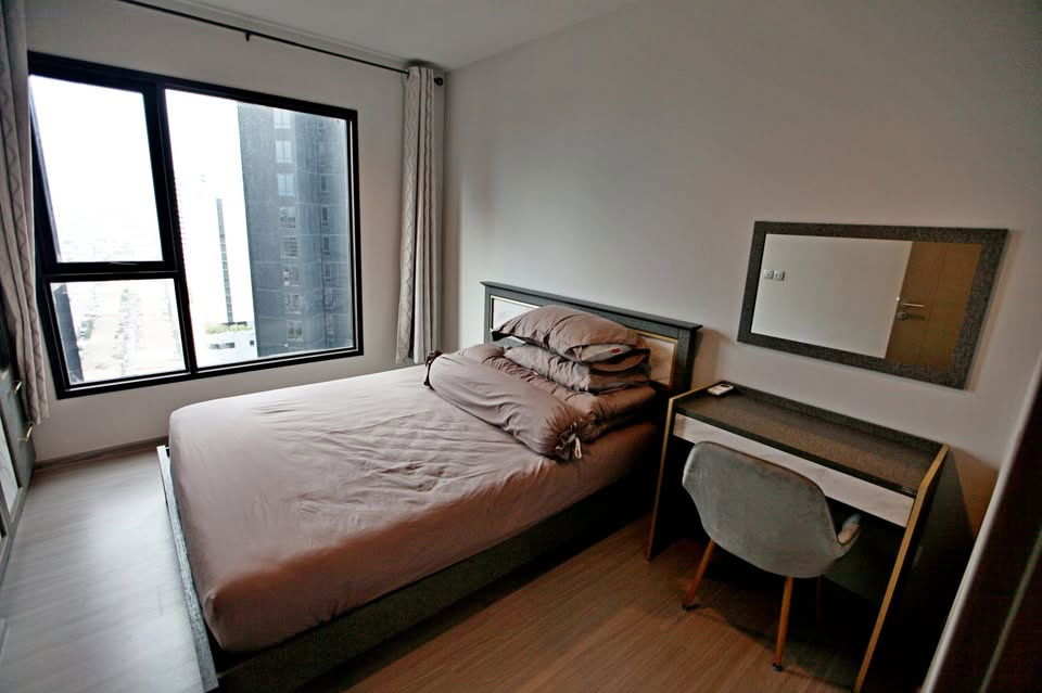 For rent Life Asoke Rama 9 Price 21,000 baht [LAR0021]