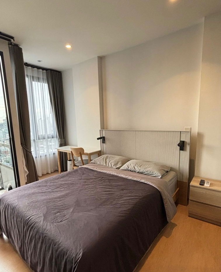 ငှားရန်- Maru Ekkamai 2၊ လှပသော၊ စျေးပေါသော၊ နေရာကောင်း၊ နေရာကောင်း၊ ရွှေ့ပြောင်းရန် အဆင်သင့်၊ အိမ်မွေးတိရစ္ဆာန်များ ခွင့်ပြုထားသော၊ BTS Ekkamai အနီး။