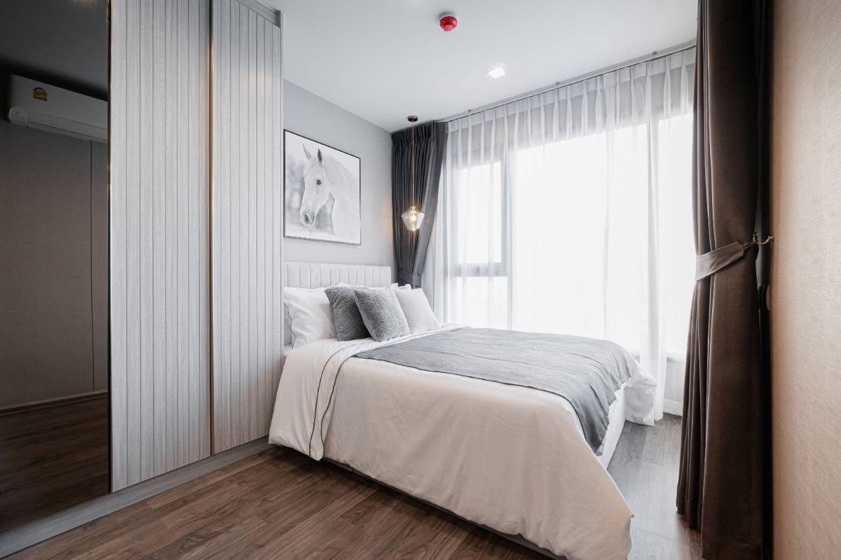 Life Ladprao                        Valley