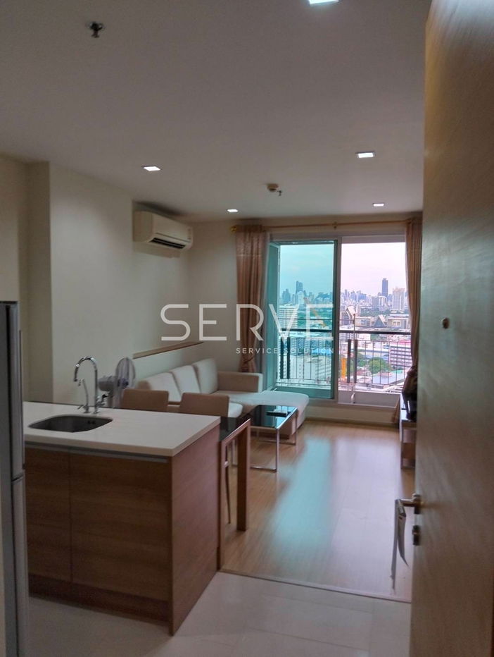 1 床 1 浴室 漂亮的房间 家具齐全 位置优越 毗邻 MRT Huai Khwang 50 m @ Rhythm Ratchada - Huai Khwang