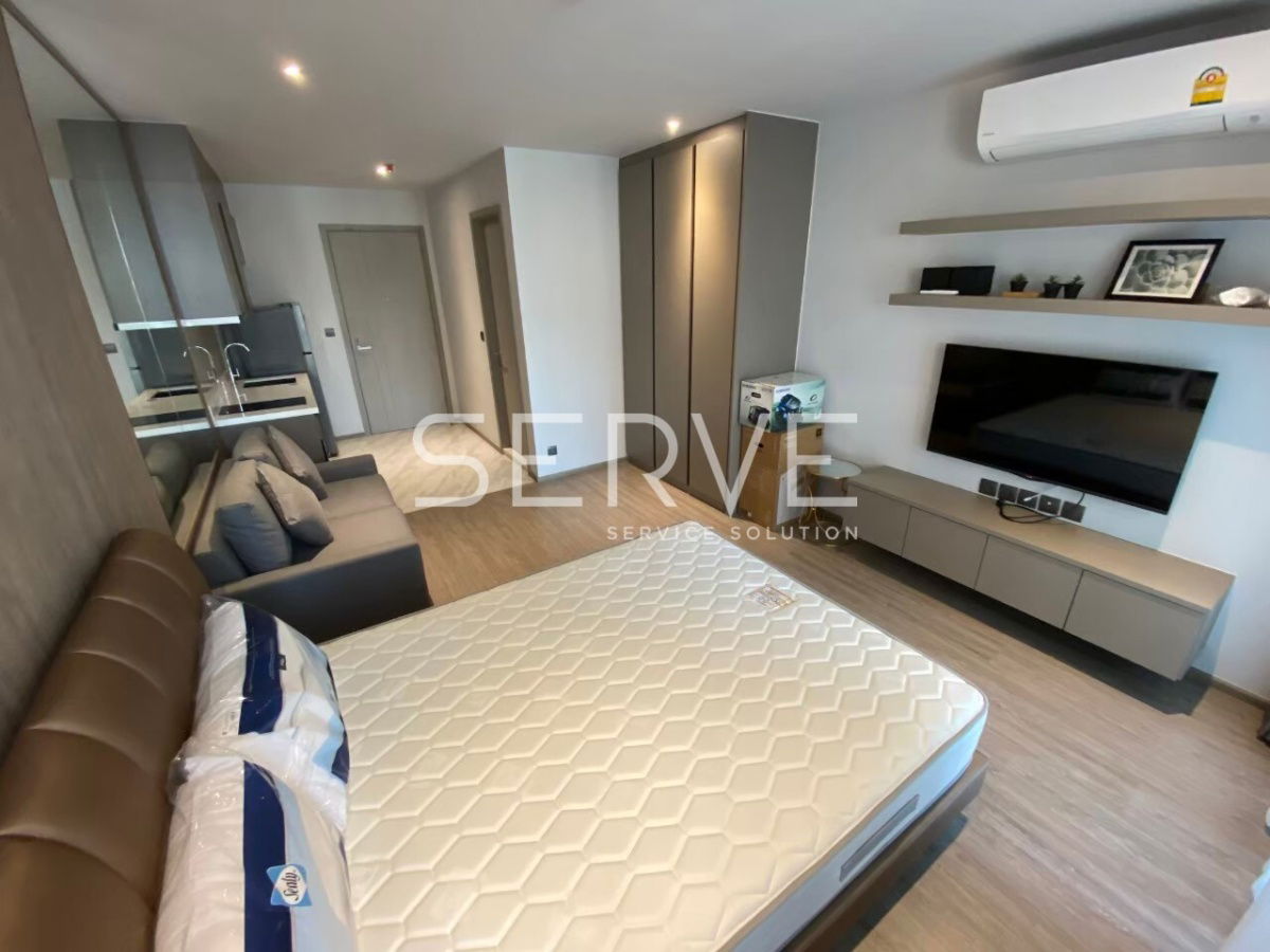 Studio 31 sq.m. High Fl. 10+ Good Location Close to BTS Ekkamai 350 m. at Rhythm Ekkamai Condo / For Rent