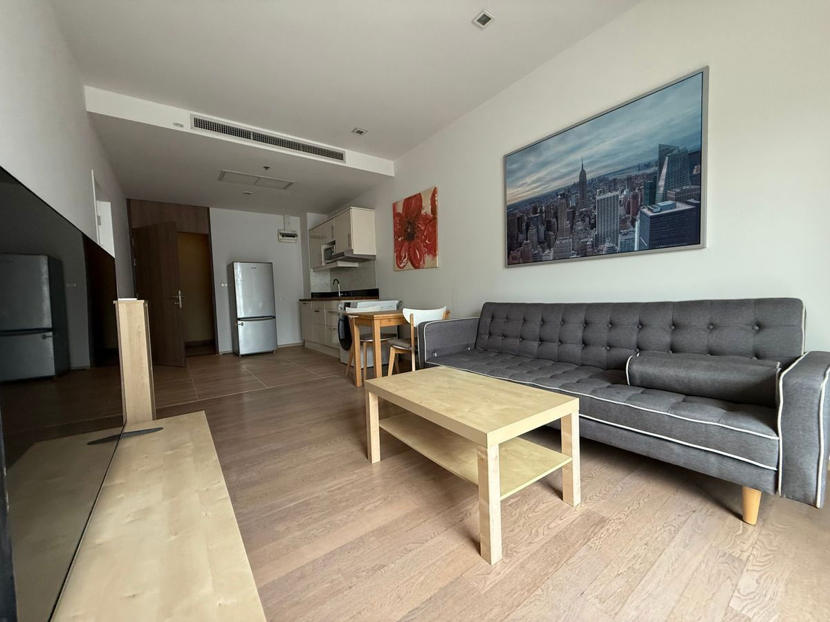 [ RENT ]💚🌈E50611 (Noble Refine)💚🌈 LINE: @theagentpro (请包含@)