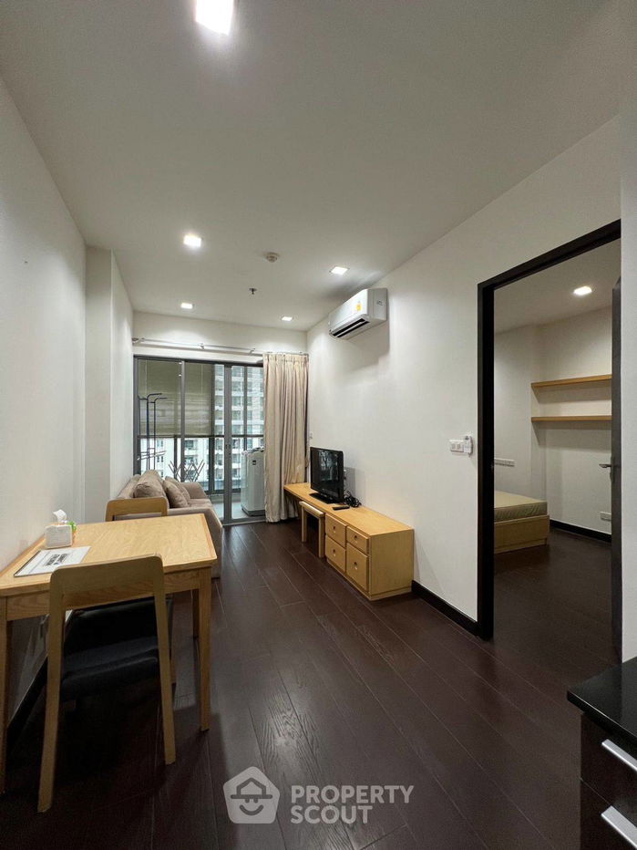 1-BR Condo at IDeo Q Phayathai near BTS Phaya Thai (ID 2110608)