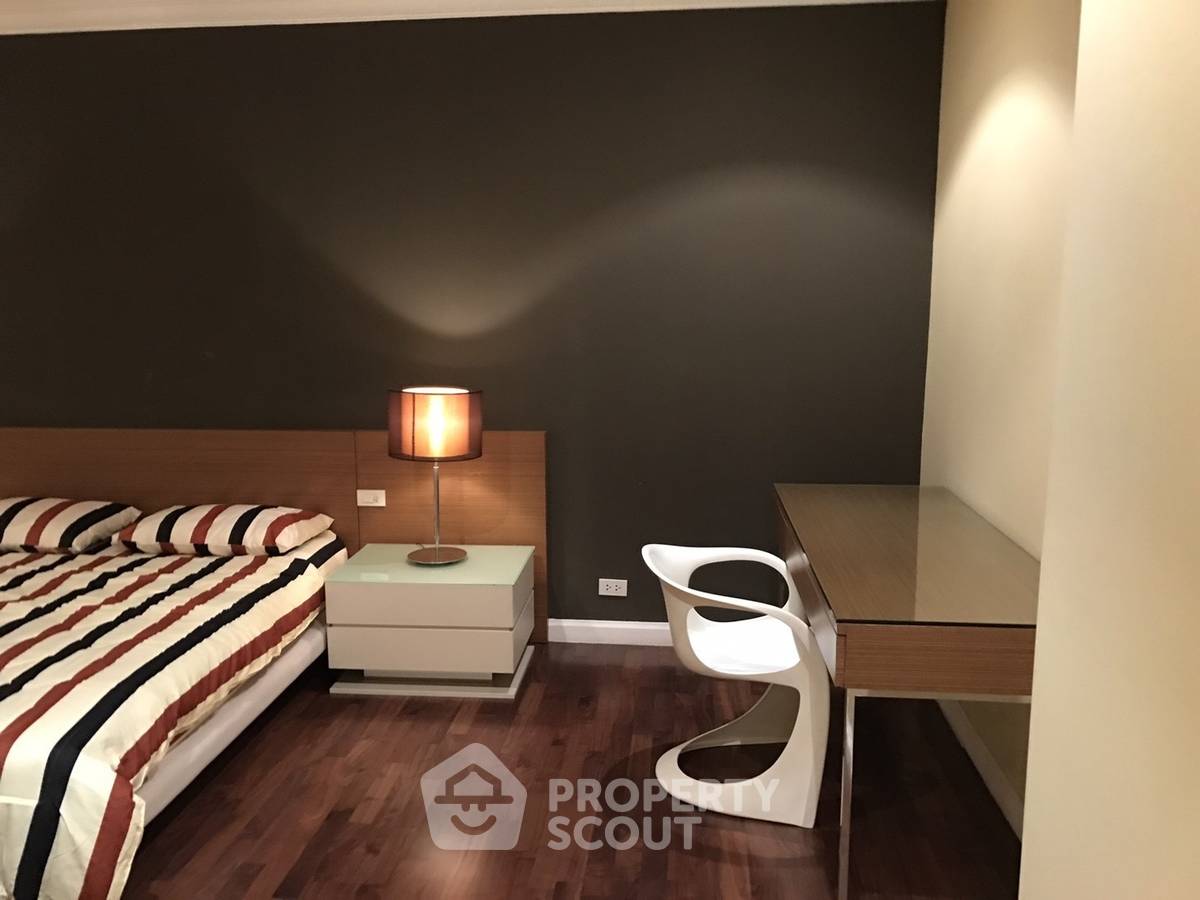 2-BR Condo at The Cadogan Private Residence near BTS Phrom Phong (ID 515680)