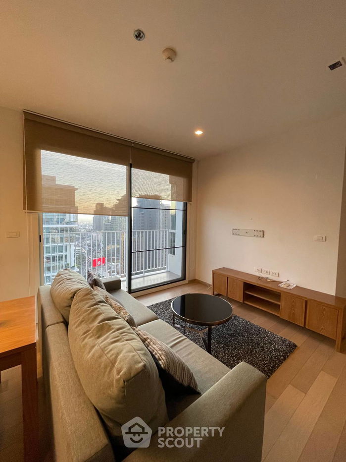 2-BR Condo at HQ Thonglor near BTS Thong Lor (ID 884849)