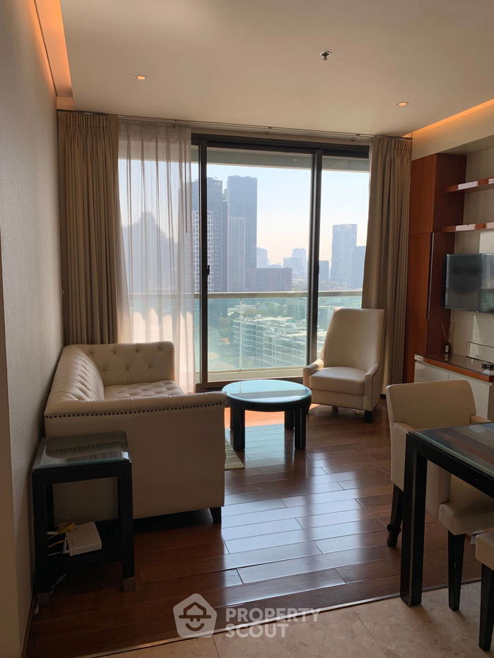 2-BR Condo at The Address Sukhumvit 28 near BTS Phrom Phong (ID 2014108)