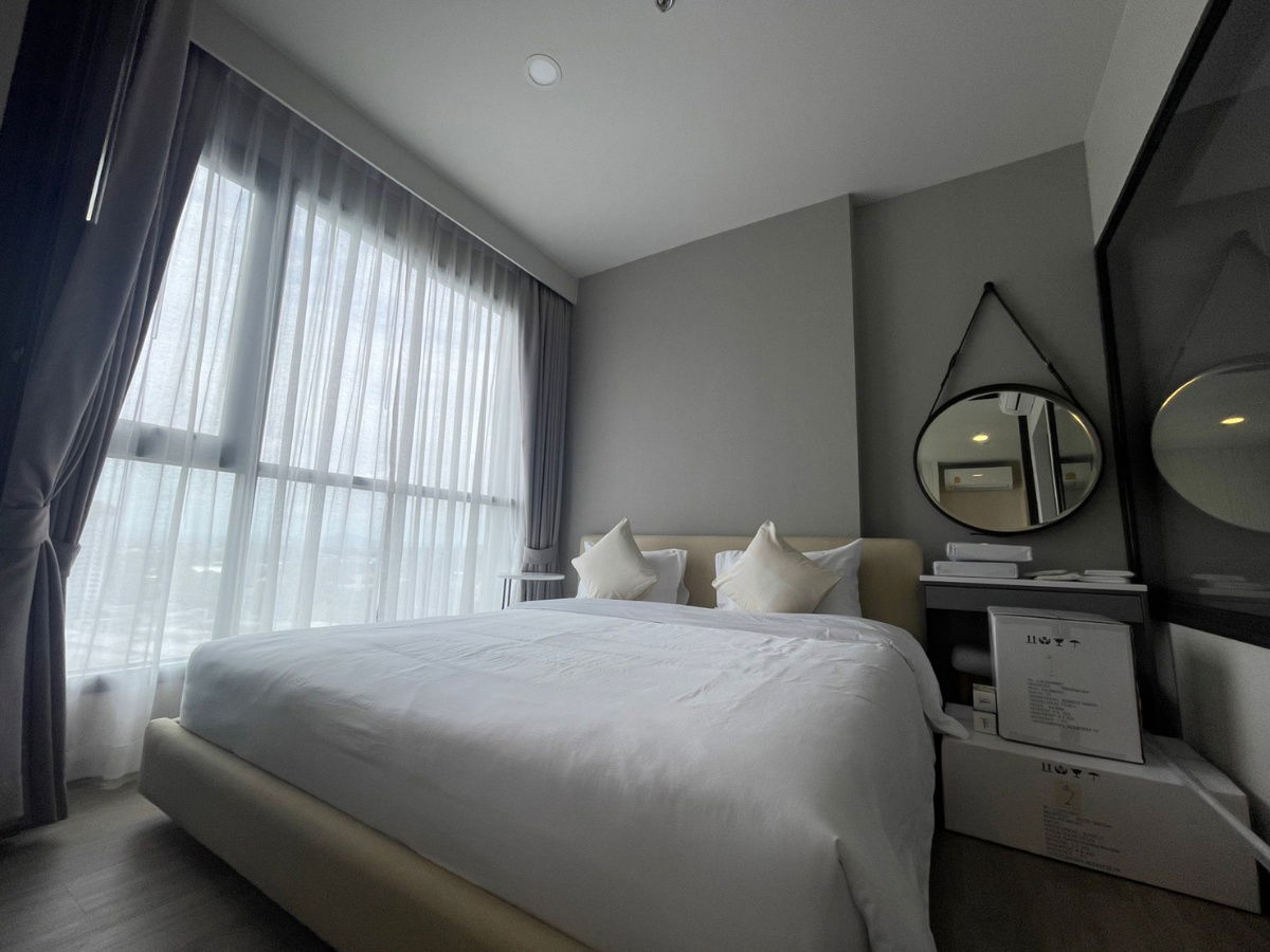 For rent KEEN Centre Sriracha high floor beautiful view in the middle of Sriracha city good location near tourist attractions community areas