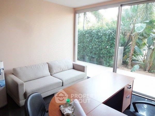 1-BR Condo at Club Royal Condominiums close to Sanctuary of Truth (ID 1556705)