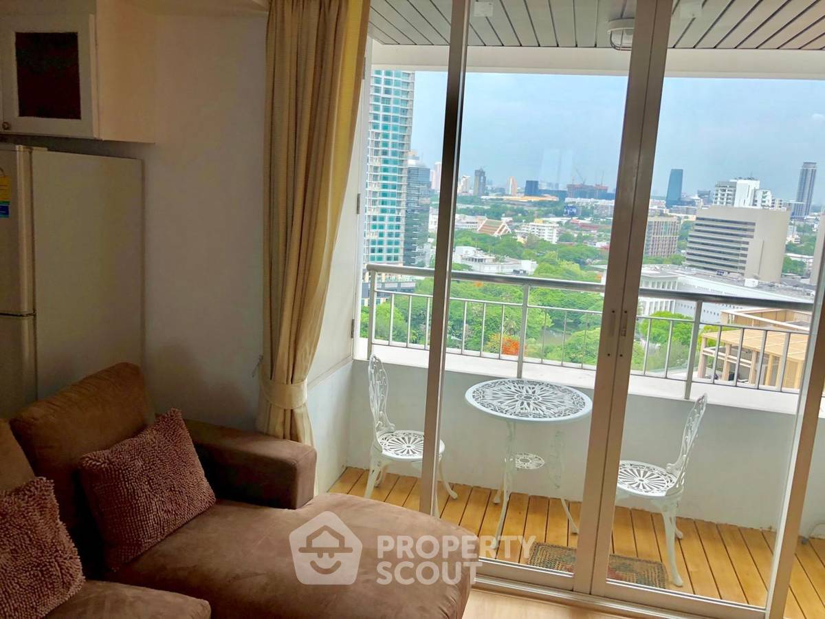 Urbana Langsuan 公寓靠近 BTS Ratchadamri 的 2 居公寓 (ID 452848)