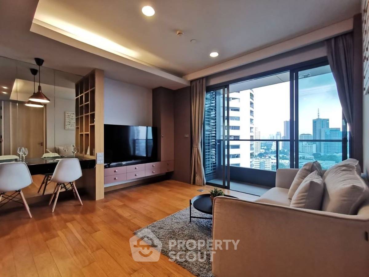 2-BR Condo at The Lumpini 24 near BTS Phrom Phong (ID 1491164)