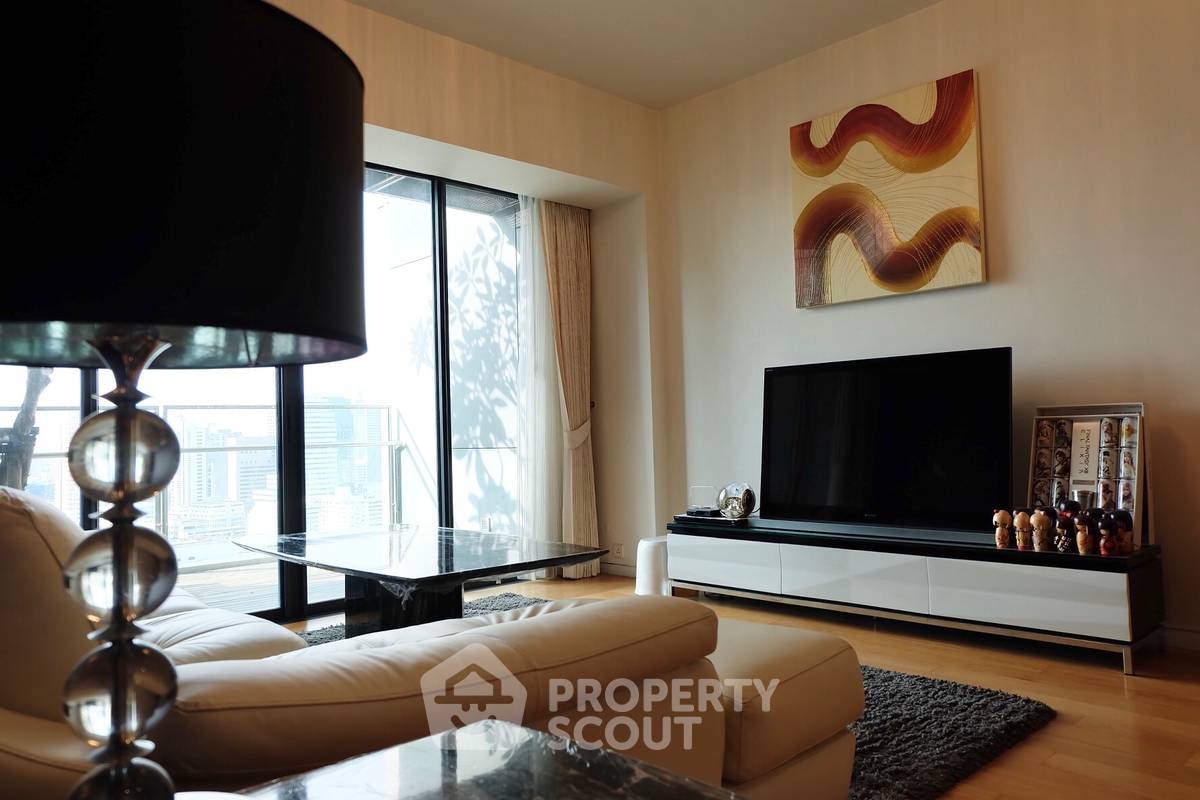 2-BR Condo at The Met Sathorn near BTS Chong Nonsi (ID 426515)