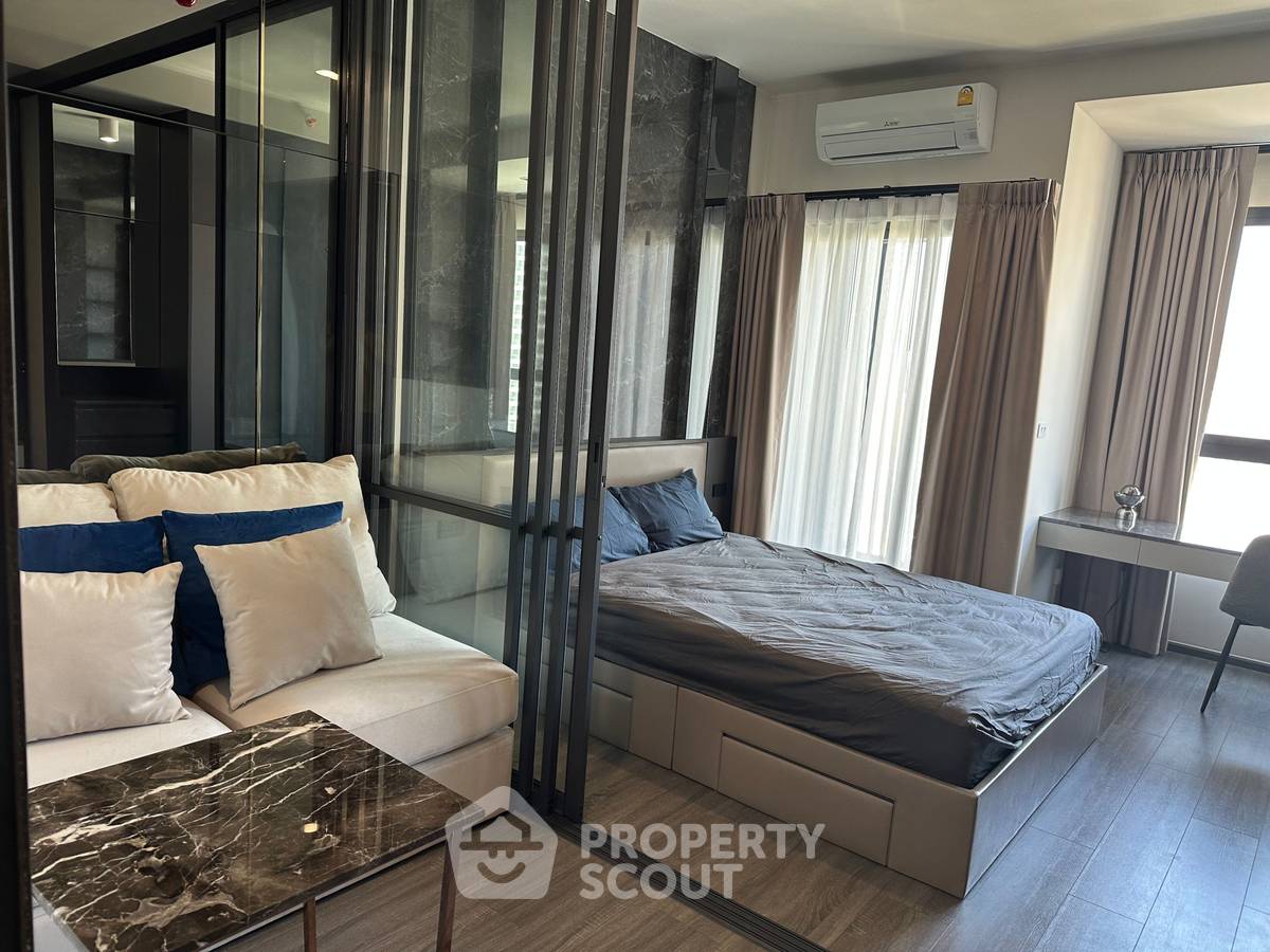 1-BR Condo at IDEO Sukhumvit - Rama 4 near BTS Phra Khanong (ID 2030946)