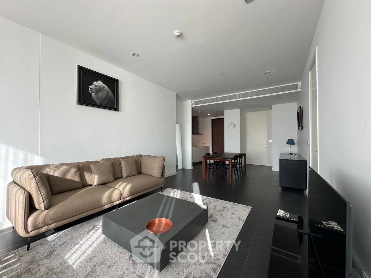 2-BR Condo at 185 Rajadamri near BTS Ratchadamri (ID 513380)