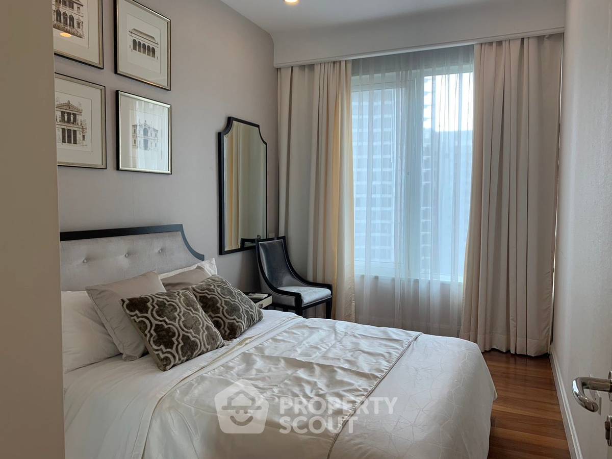 bts ratchadamri အနီး q langsuan ရှိ 2-br ကွန်ဒို (ID 881816)