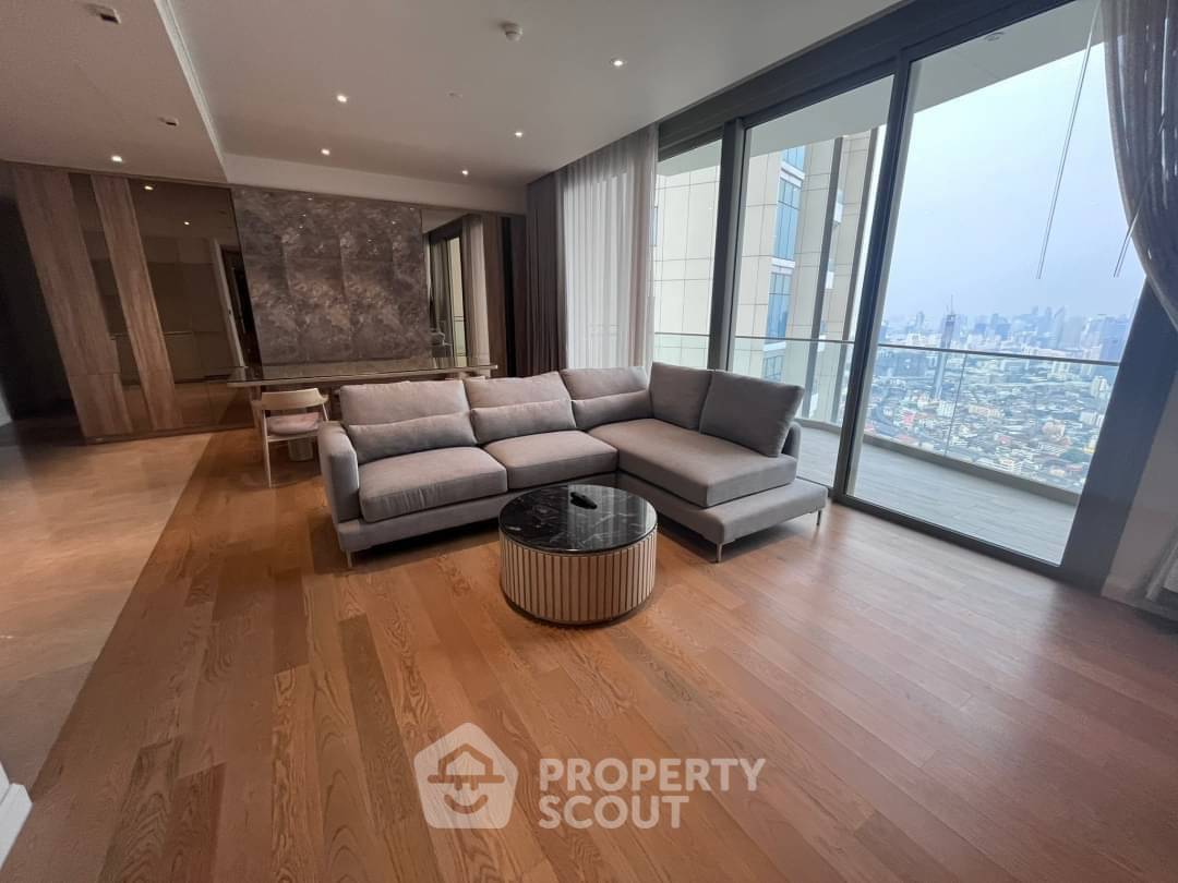 4-BR Condo at Magnolias Waterfront Residences near BTS Saphan Taksin (ID 2070175)