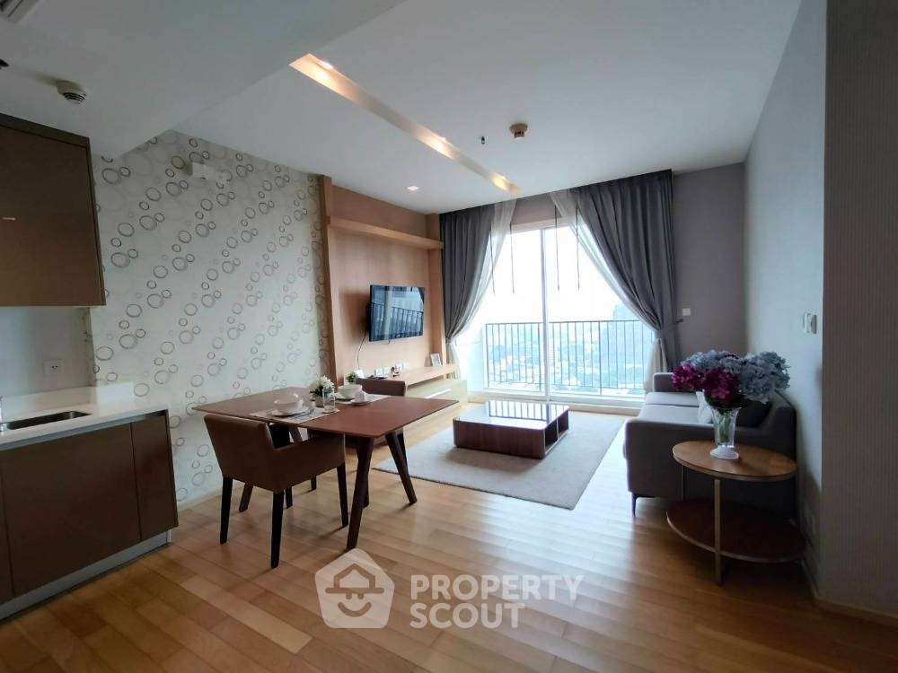 คอนโด 2 ห้องนอน แอท สิริ แอท สุขุมวิท ใกล้ BTS ทองหล่อ (ID 1092235)