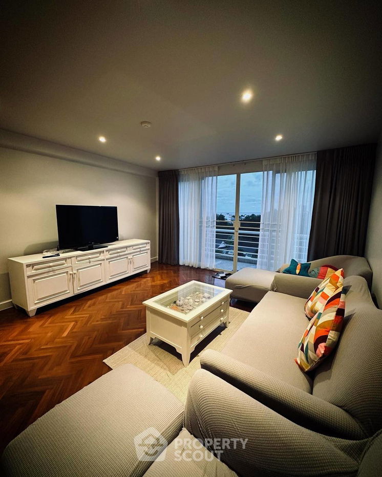 2-BR Condo at Baan Sansaran in Nong Kae (ID 993401)