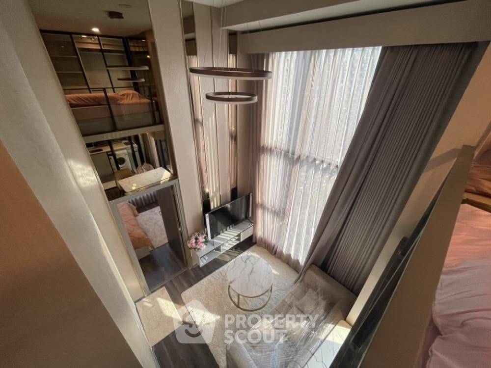 MRT Phra Ram 9 အနီး Knights Bridge Space Rama 9 ရှိ 1-BR ကွန်ဒို (ID 992404)