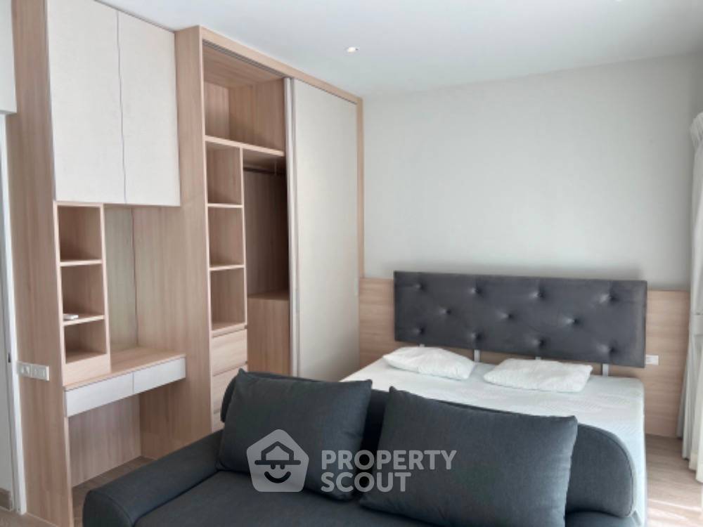 1-BR Condo at Grand Park View Asoke near MRT Sukhumvit (ID 1422108)