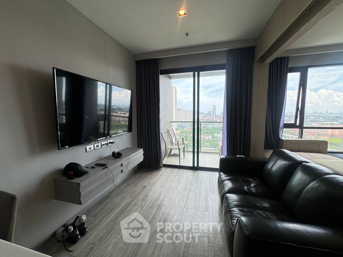 Central Festival Pattaya အနီးရှိ Urban ရှိ 1-BR ကွန်ဒို (ID 2105341)