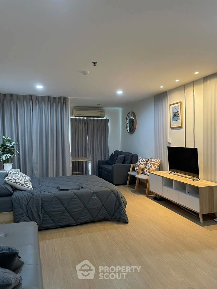 2-BR Condo at Regent Home 7 Sanphawut 2 - Sukhumvit near BTS Udom Suk (ID 2192577)