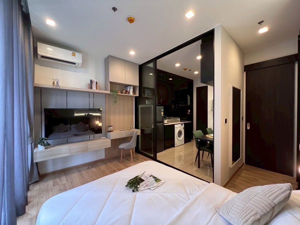 GD0726 Noble Around Ari  New room with full furniture and electrical appliances, ready to move in