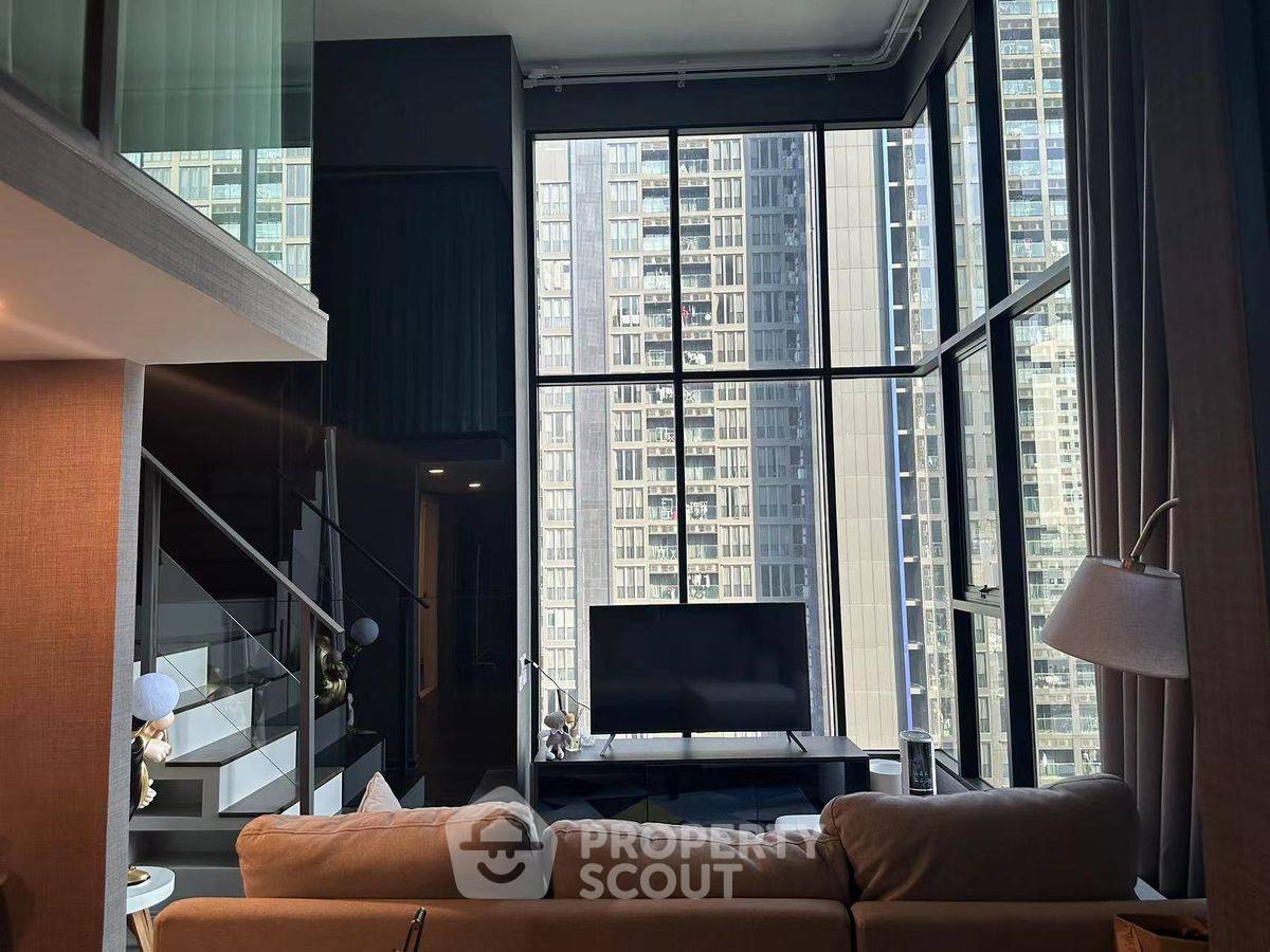 2-BR Condo at Knights Bridge Space Rama 9 near MRT Phra Ram 9 (ID 2189222)