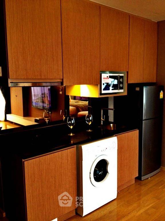 คอนโด 1 ห้องนอน แอท โนเบิล รีไฟน์ พร้อมพงศ์ ใกล้ BTS พร้อมพงษ์ (ID 515414)