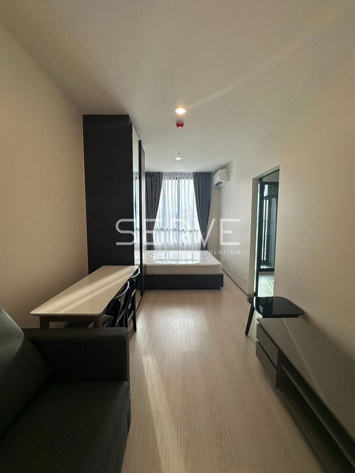 Studio New Room Fully furnished Condo High Rise Good Location Close to MRT Lat Phrao 150 m. @ Nue Noble Ratchada Lat Phrao